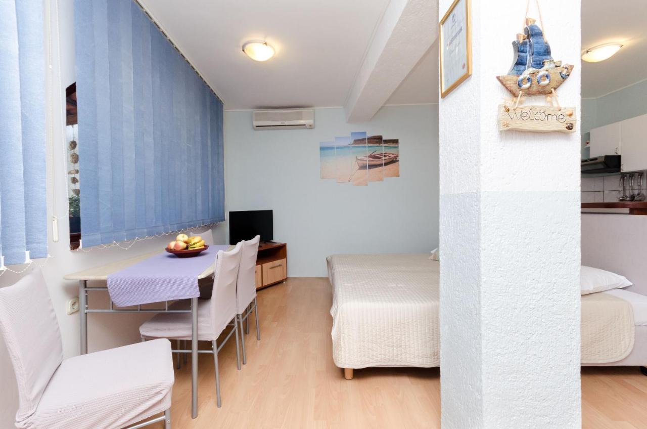 Apartment Goran 노비비노돌스키 외부 사진